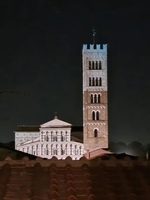 Giglio E Tulipani - Appartamento In Centro Con Splendidi Affacci Lucca Apartment